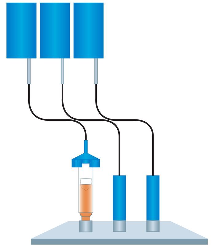 Fluid dispensing line with syringes