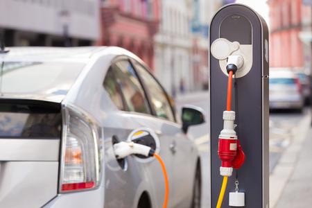 Nordson EFD: Fluid Dispensing Systems for Electric Vehicle (EV) Battery Production