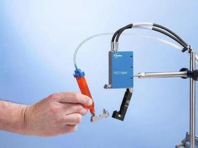 PICO Pulse: Installing EFD Syringes into Fluid Body Seat