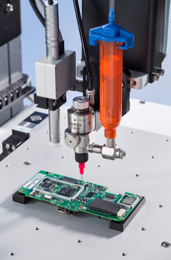 xQR41: With EV Series Applying a Silicone Adhesive for a Medical Application