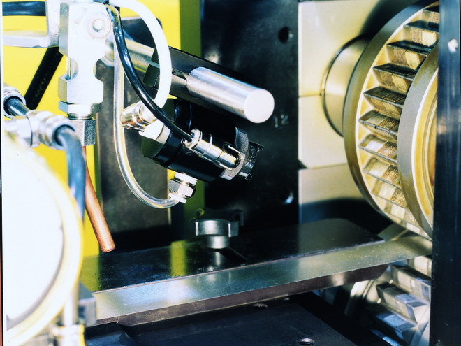 Expansion Mount: Fits in the Press Window of Four Post Stamping Presses